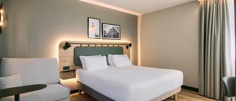 Superior Room, 1 King Bed | Desk, iron/ironing board, free cots/infant beds, rollaway beds