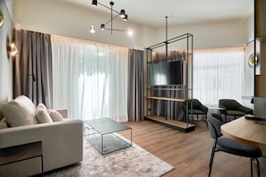 Junior Suite, 1 King Bed with Sofa bed