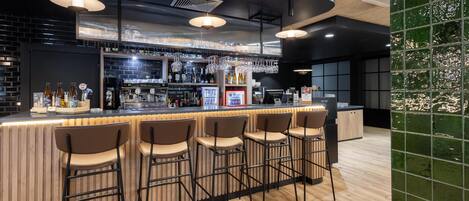 Bar (en el alojamiento)