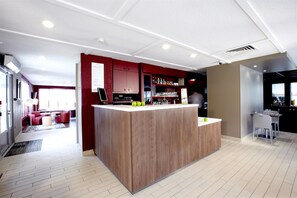 Lobby - Hotel Campanile Grenoble Nord - Saint Egrève (Saint-Egreve)