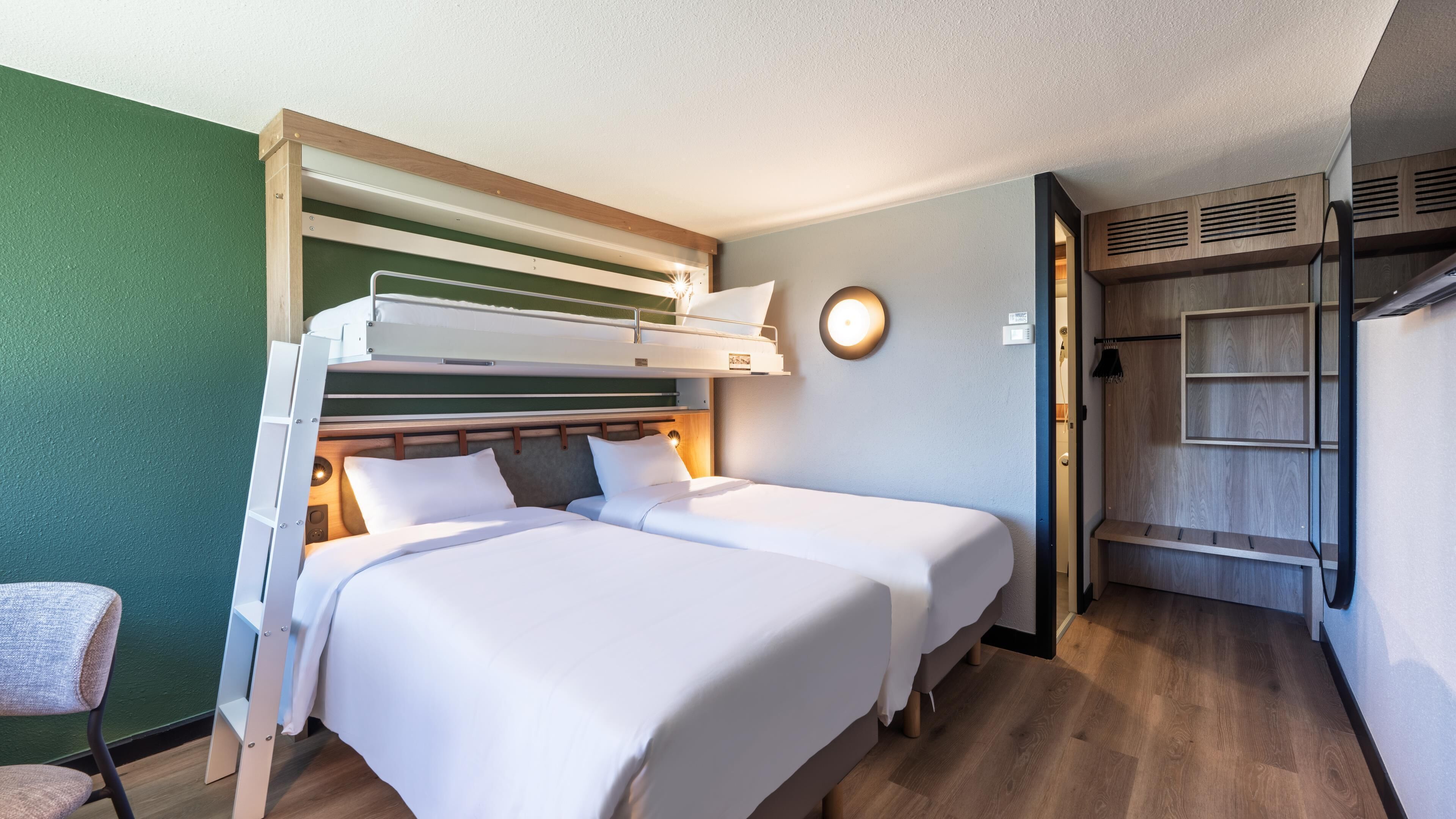 Standard Room, Multiple Beds