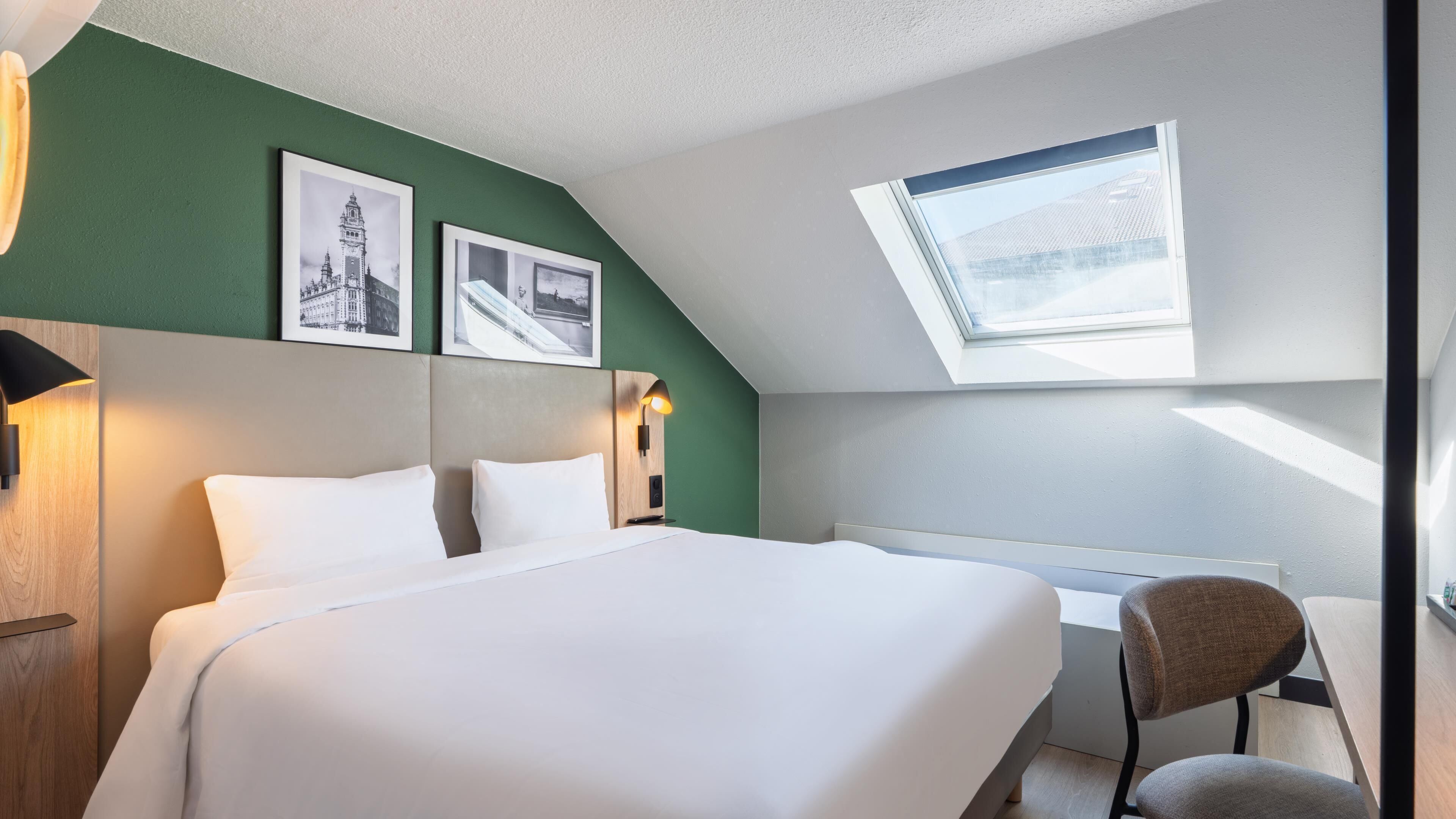 Standard Room, Multiple Beds (Junior)