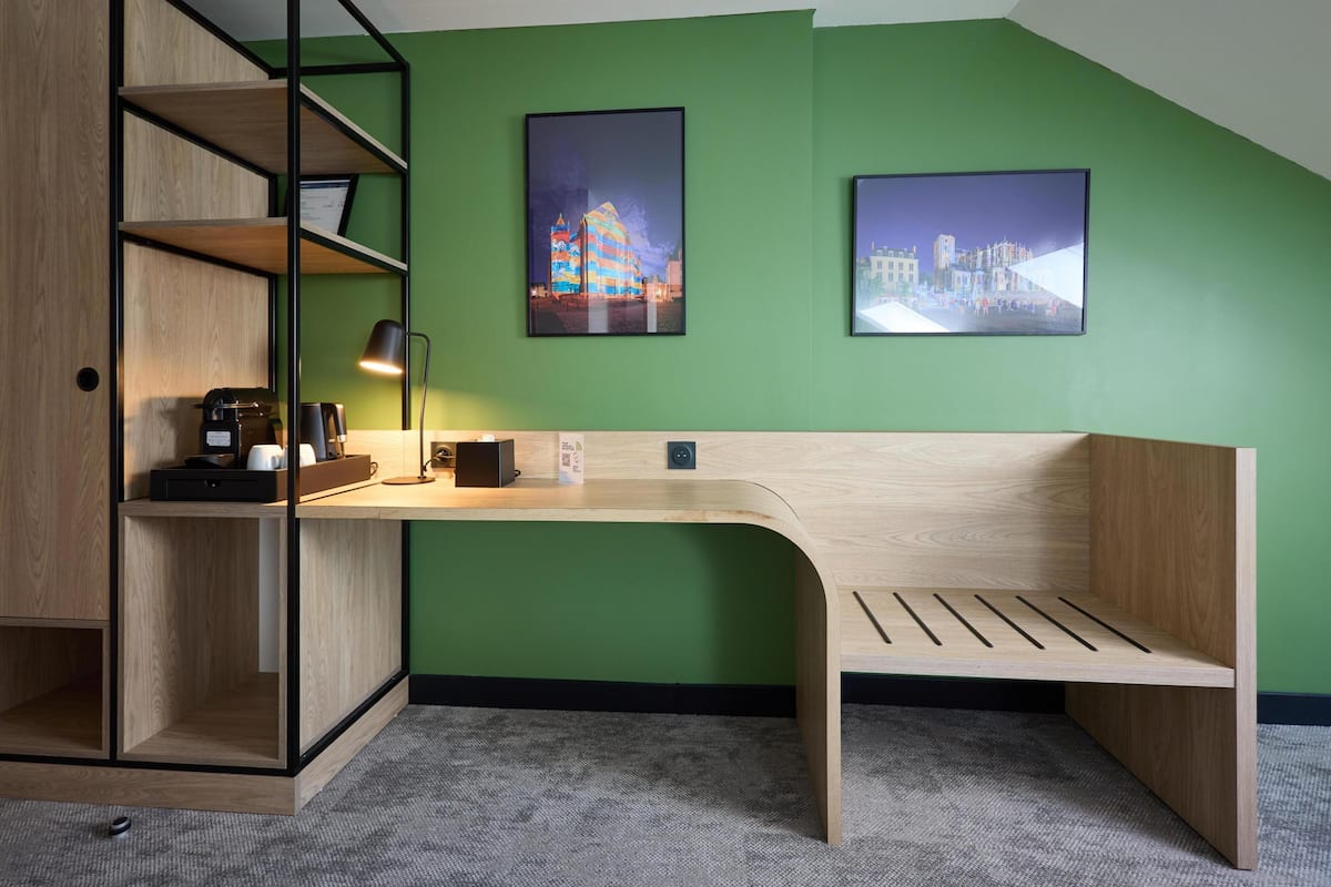 Superior-Zimmer, 1 King-Bett und Schlafsofa | Zimmerausstattung