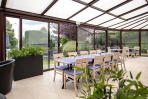 Daily buffet breakfast for a fee - Campanile Hotel Liege (Liege)