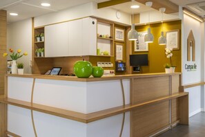 Reception - Campanile Hotel Liege (Liege)