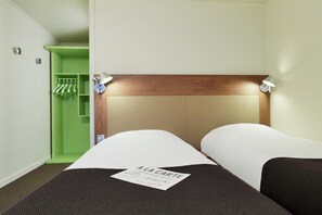 Premium bedding, desk, free WiFi, bed sheets - Campanile Lille Sud-CHR (Lille)
