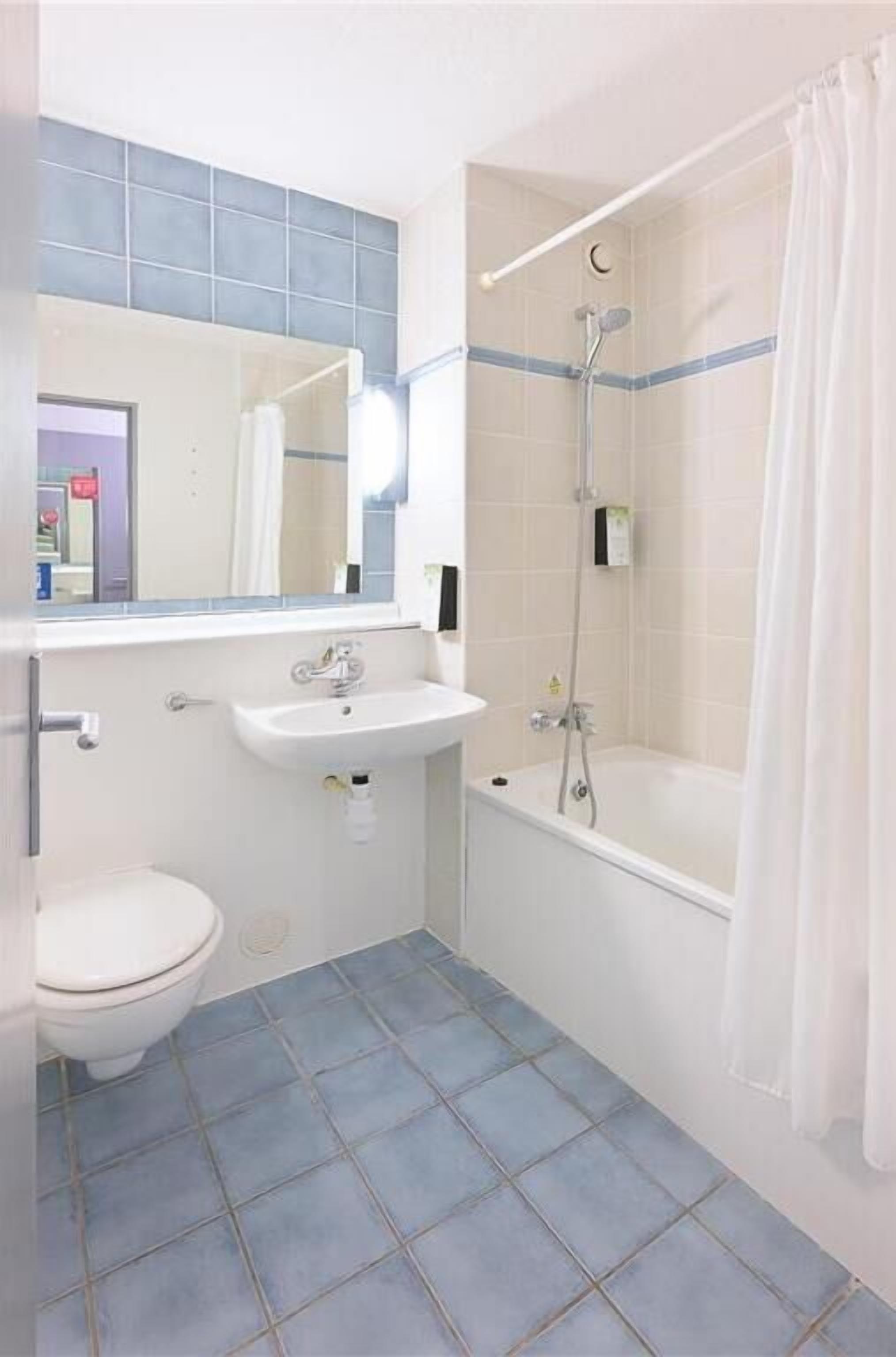 Eco-friendly toiletries, towels