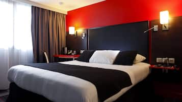Chambre Standard, 1 lit double | Literie de qualité supérieure, coffres-forts dans les chambres