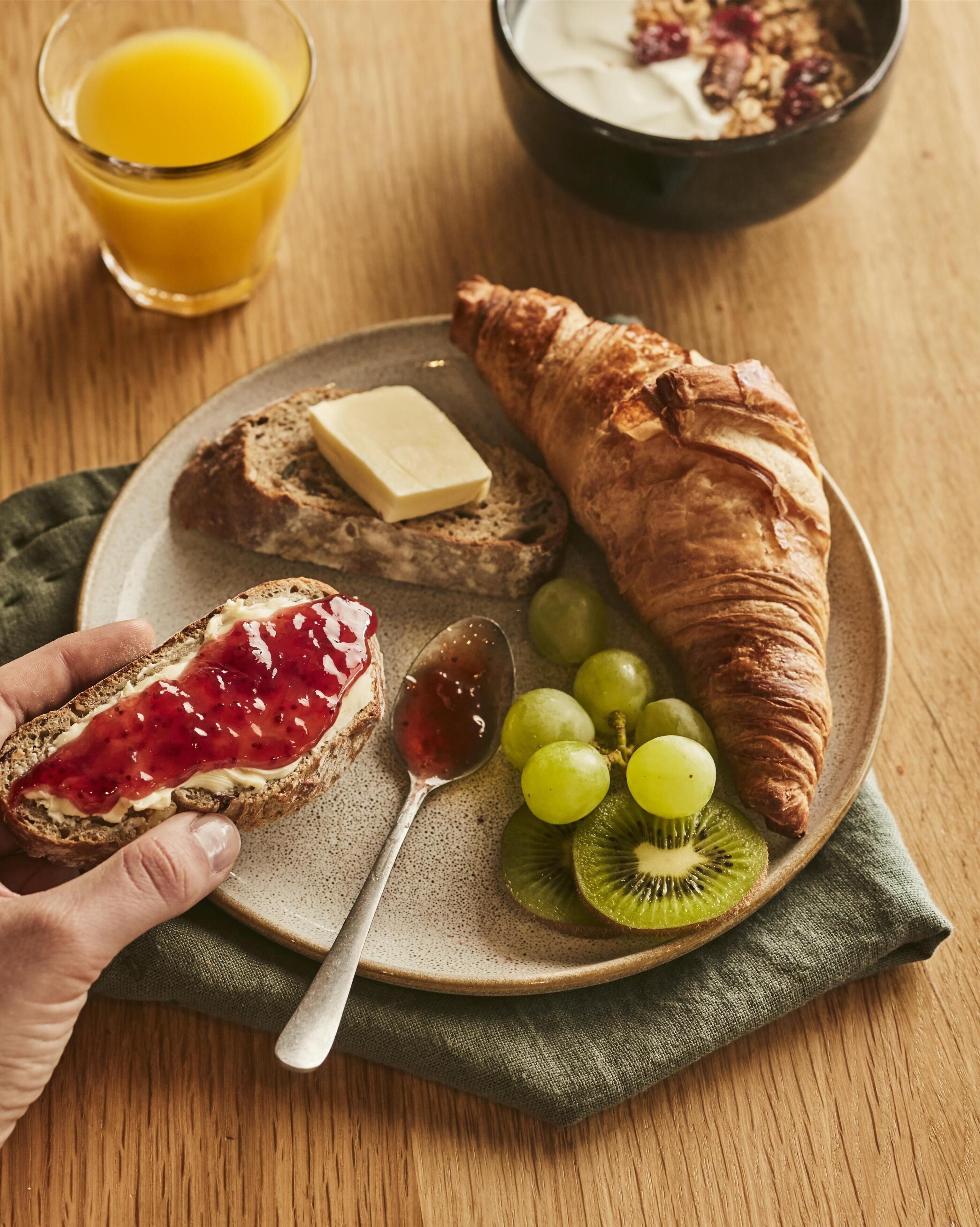 daily buffet breakfast (eur 14.90 per person)