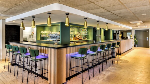 Bar (en el alojamiento)