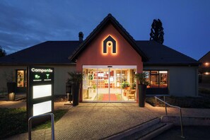 Exterior - Campanile NATURE - Montpellier Sud (Montpellier)