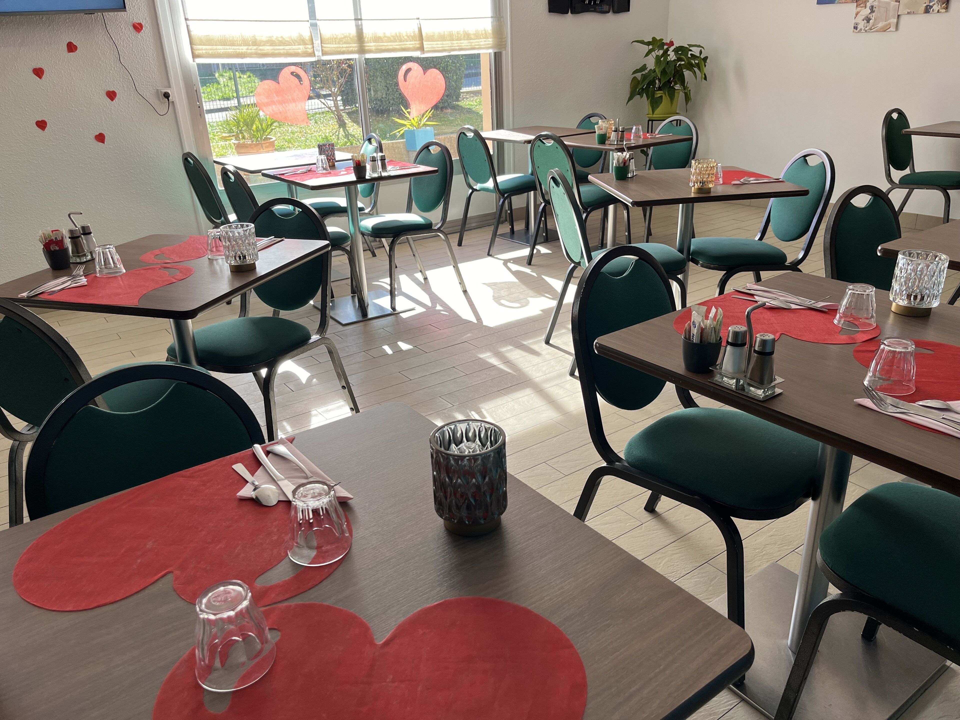 Photo - Kyriad Direct Marseille Ouest - Martigues