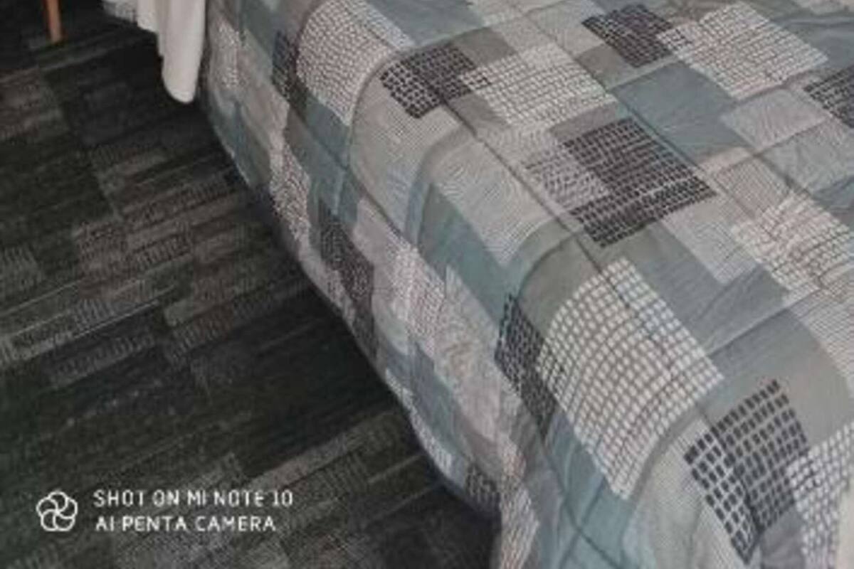 Standardzimmer, 1 Doppelbett | Hochwertige Bettwaren, Schreibtisch, Verdunkelungsvorhänge