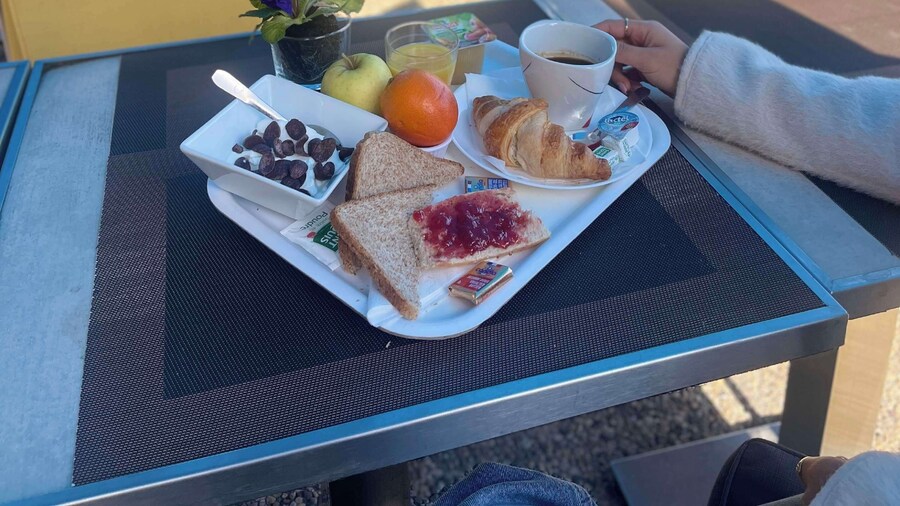 Kyriad Direct Montpellier St Jean de Vedas – La Peyrière