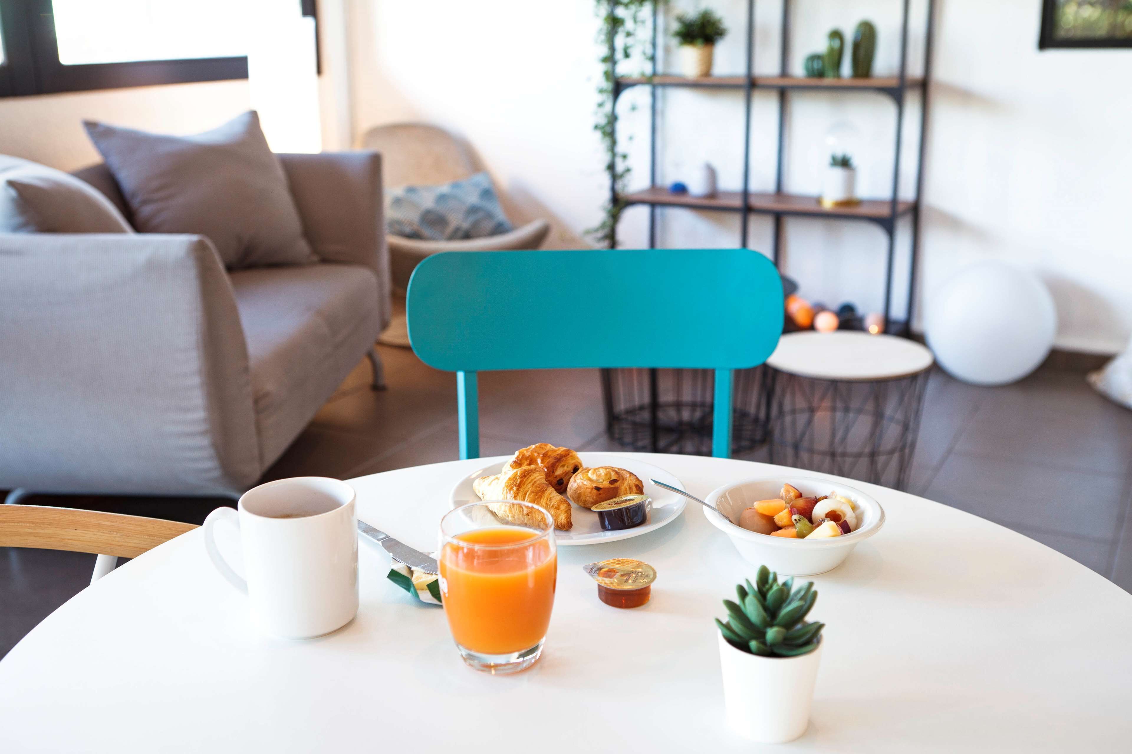 Photo - Kyriad Lyon Sud - Saint Genis Laval