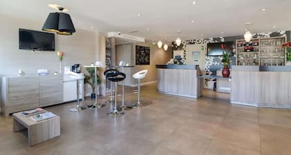 Hôtel Kyriad Lyon Est
