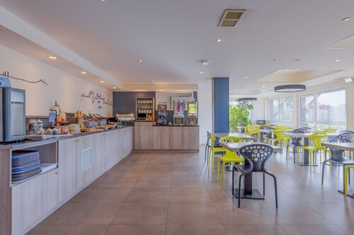 Hôtel Kyriad Lyon Est