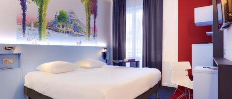 Kamar Standar, 1 Tempat Tidur Double | Seprai premium, minibar, brankas, dan meja kerja