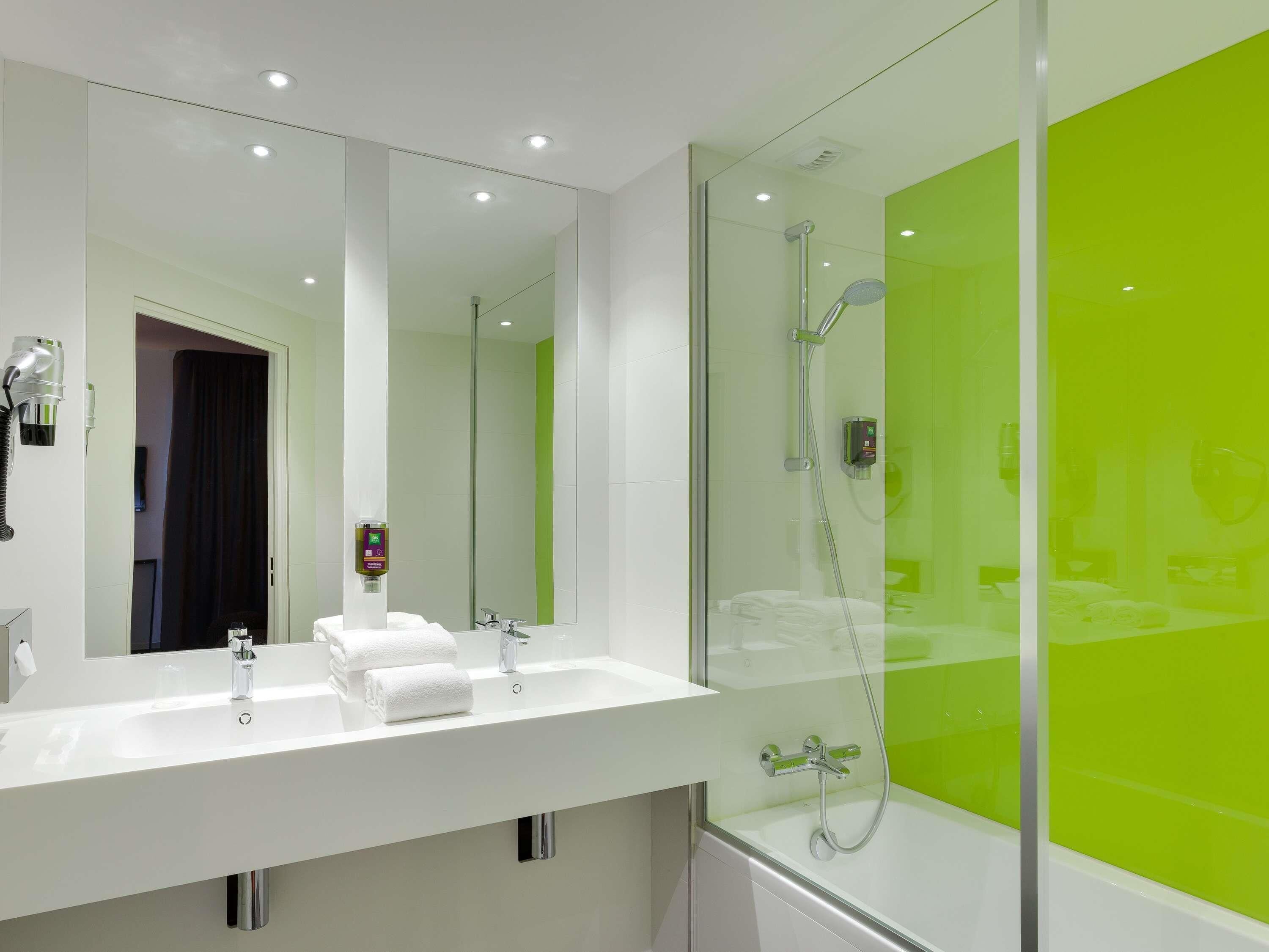 Foto - ibis Styles Nantes Centre Gare