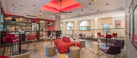 Lobby-Lounge