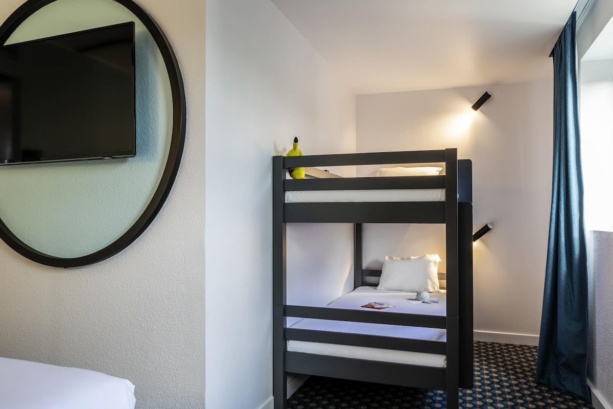 Family Room, Multiple Beds | Blackout drapes, soundproofing, iron/ironing board