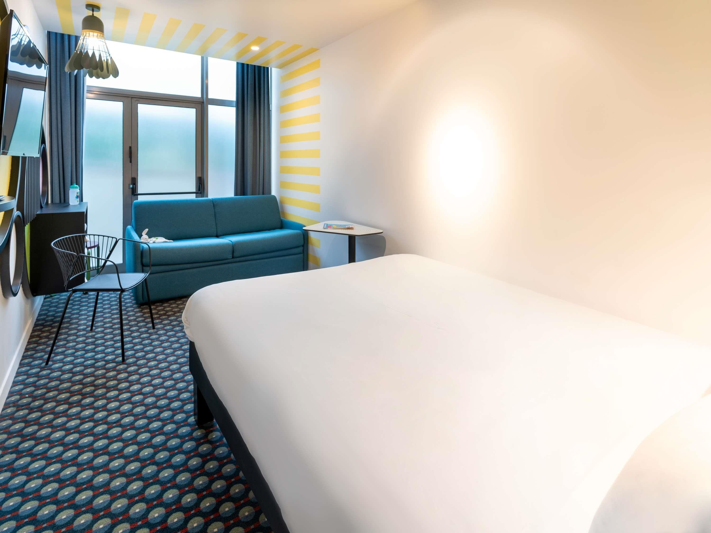 스탠다드룸, 더블침대 1개 및 소파베드 | 암막 커튼, 방음 설비, 다리미/다리미판, 무료 유아용 침대