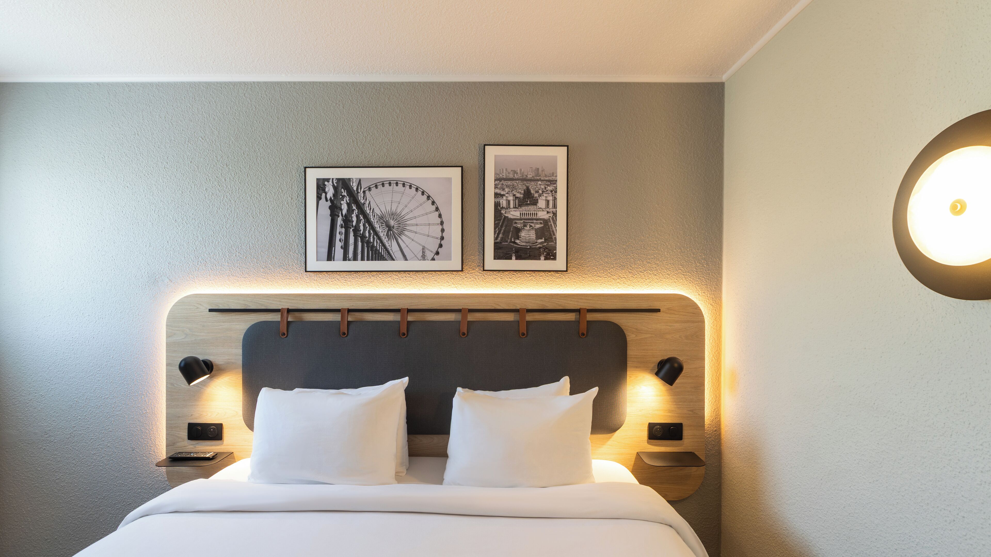 Chambre Supérieure, 1 très grand lit