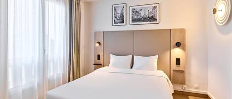 Cribs (free), WiFi (free), alarm clocks, bed sheets