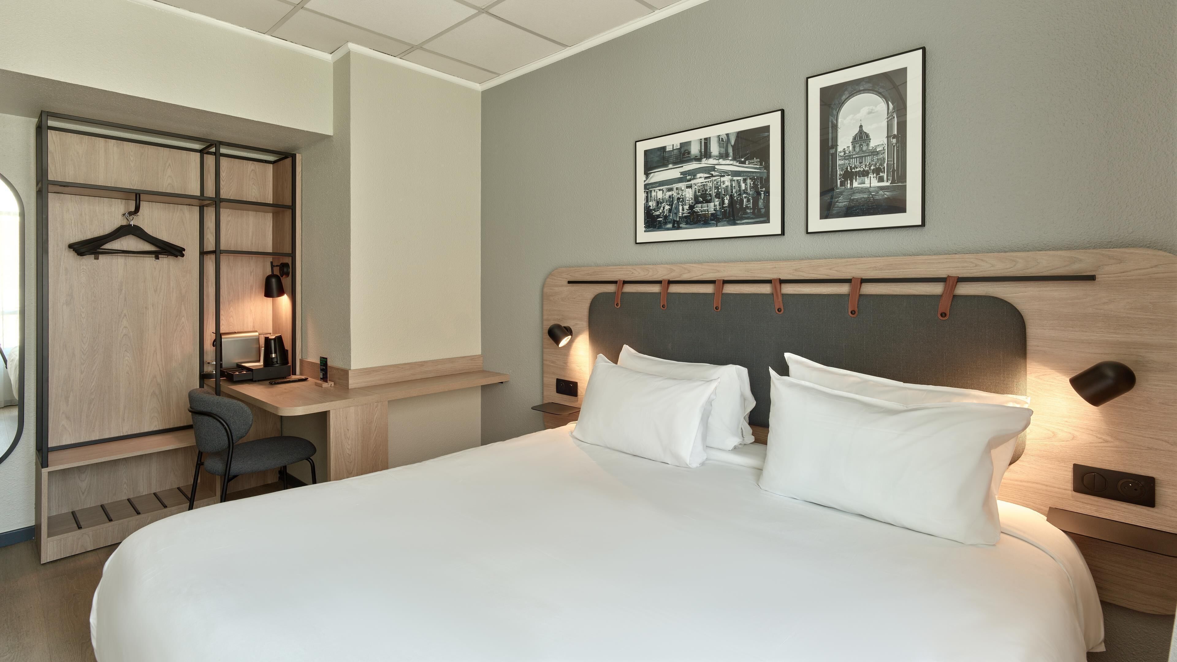 Chambre Supérieure, 1 très grand lit | Literie de qualité supérieure, bureau, rideaux occultants