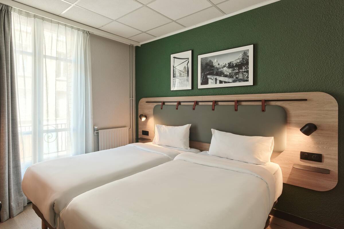 Premium bedding, desk, blackout curtains, soundproofing