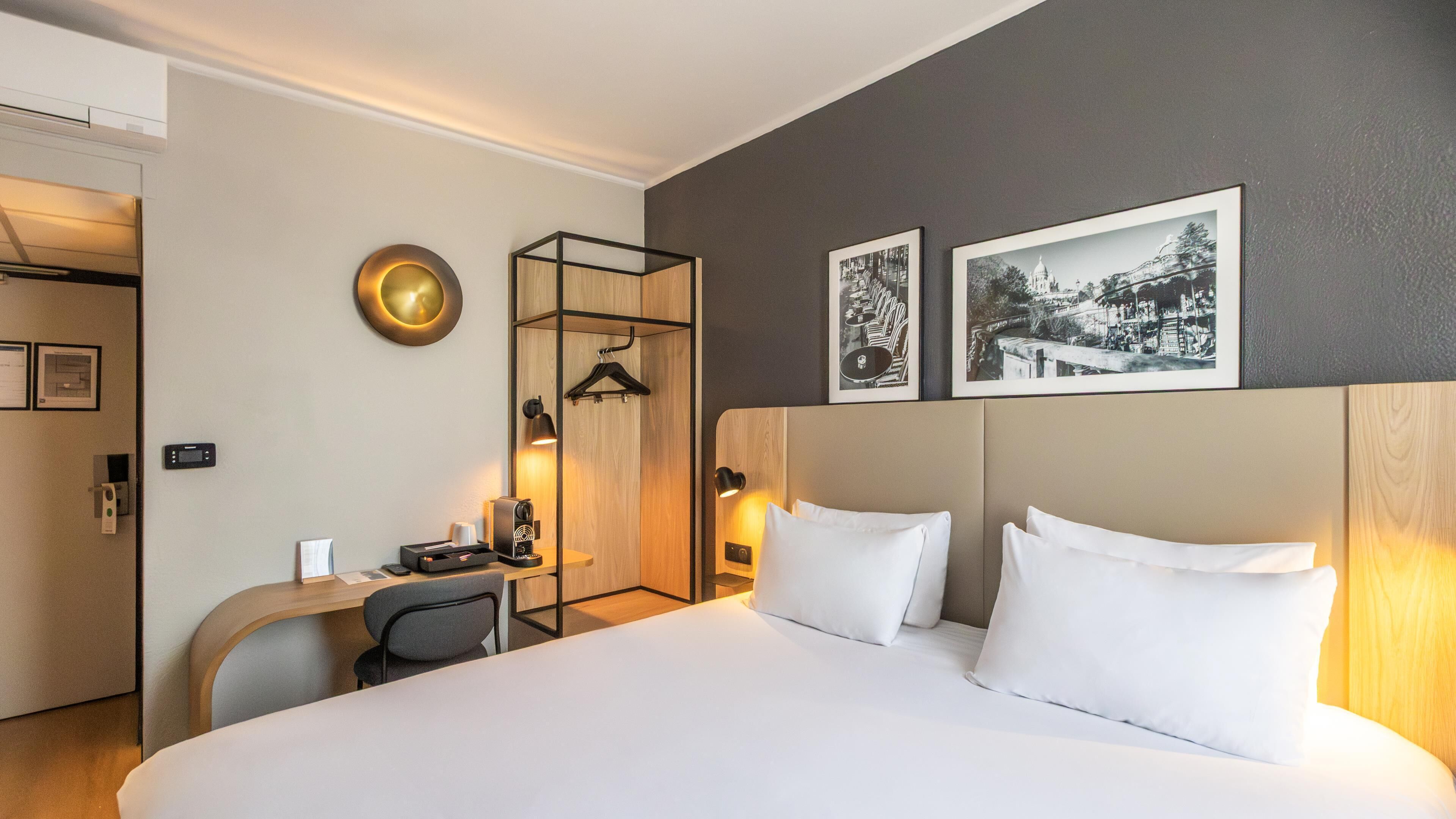 Chambre Supérieure, 1 très grand lit | Literie de qualité supérieure, bureau