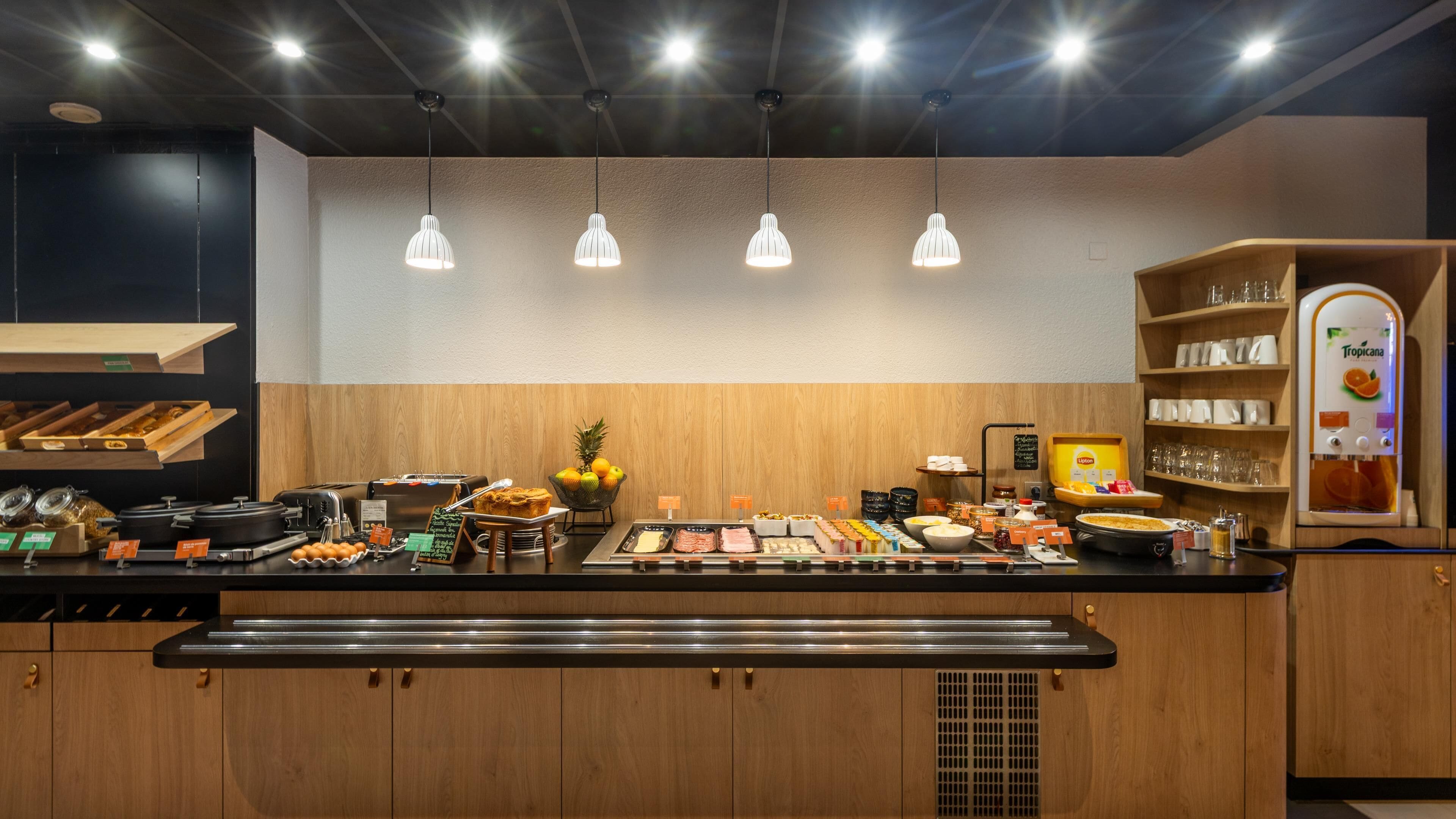 Photo - Campanile PRIME - Paris Levallois-Perret