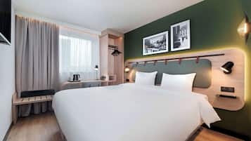 Chambre Standard, 1 grand lit | Literie de qualité, bureau, espace de travail pour ordinateurs portables