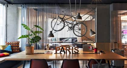 Moxy Paris Bastille France