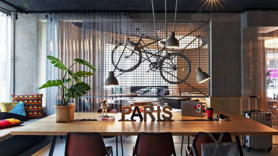 Moxy Paris Bastille France