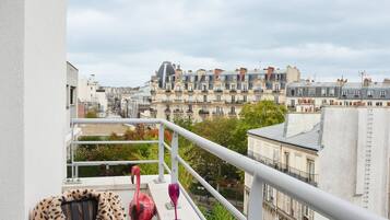 Habitación, 1 cama Queen size, balcón | Vista del balcón