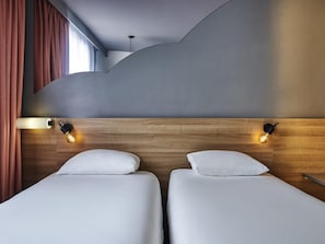 Standard Room, 2 Twin Beds | Premium bedding, pillowtop beds, laptop workspace, blackout drapes