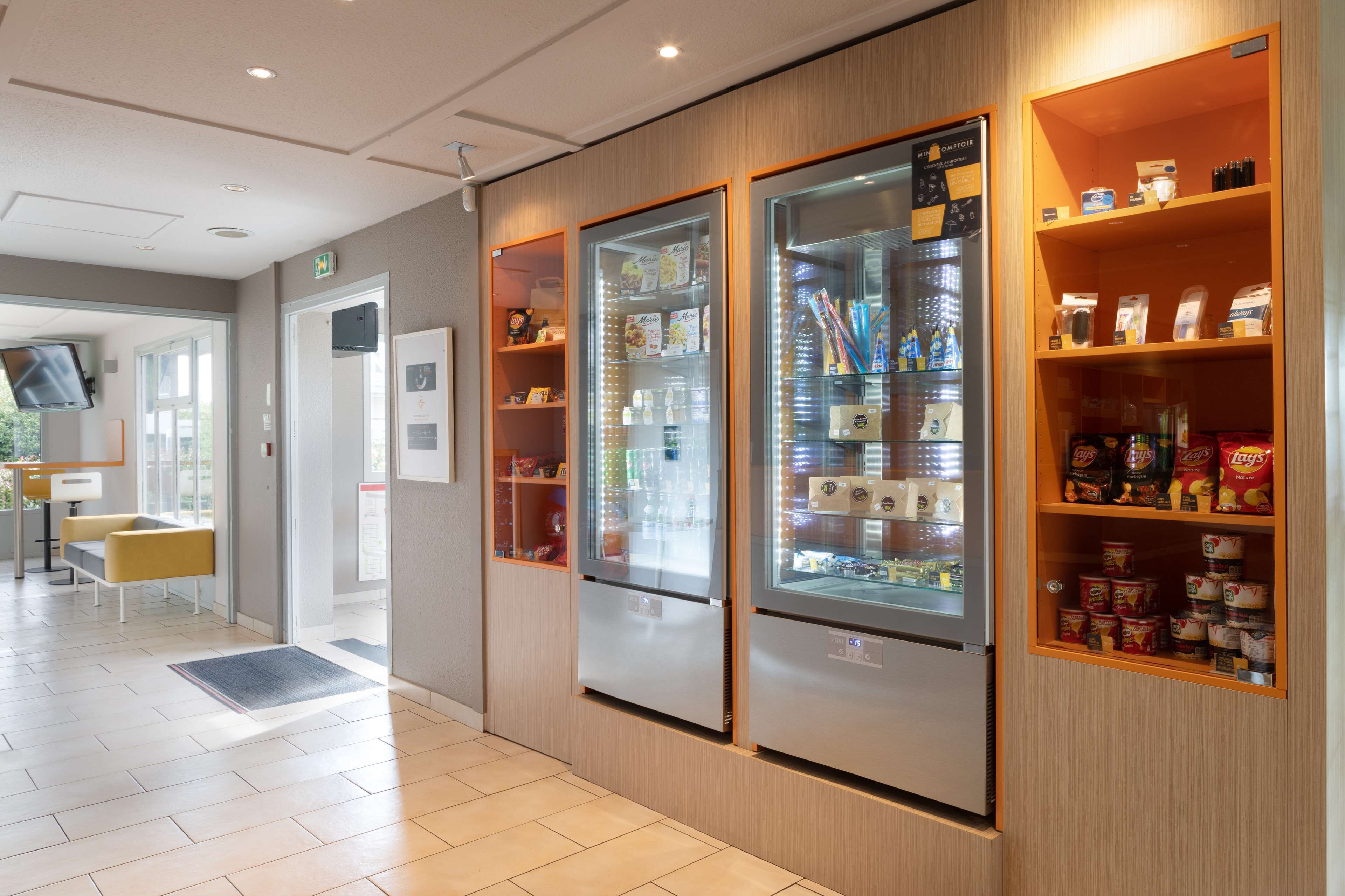 Photo - Premiere Classe Poitiers Futuroscope - Chasseneuil