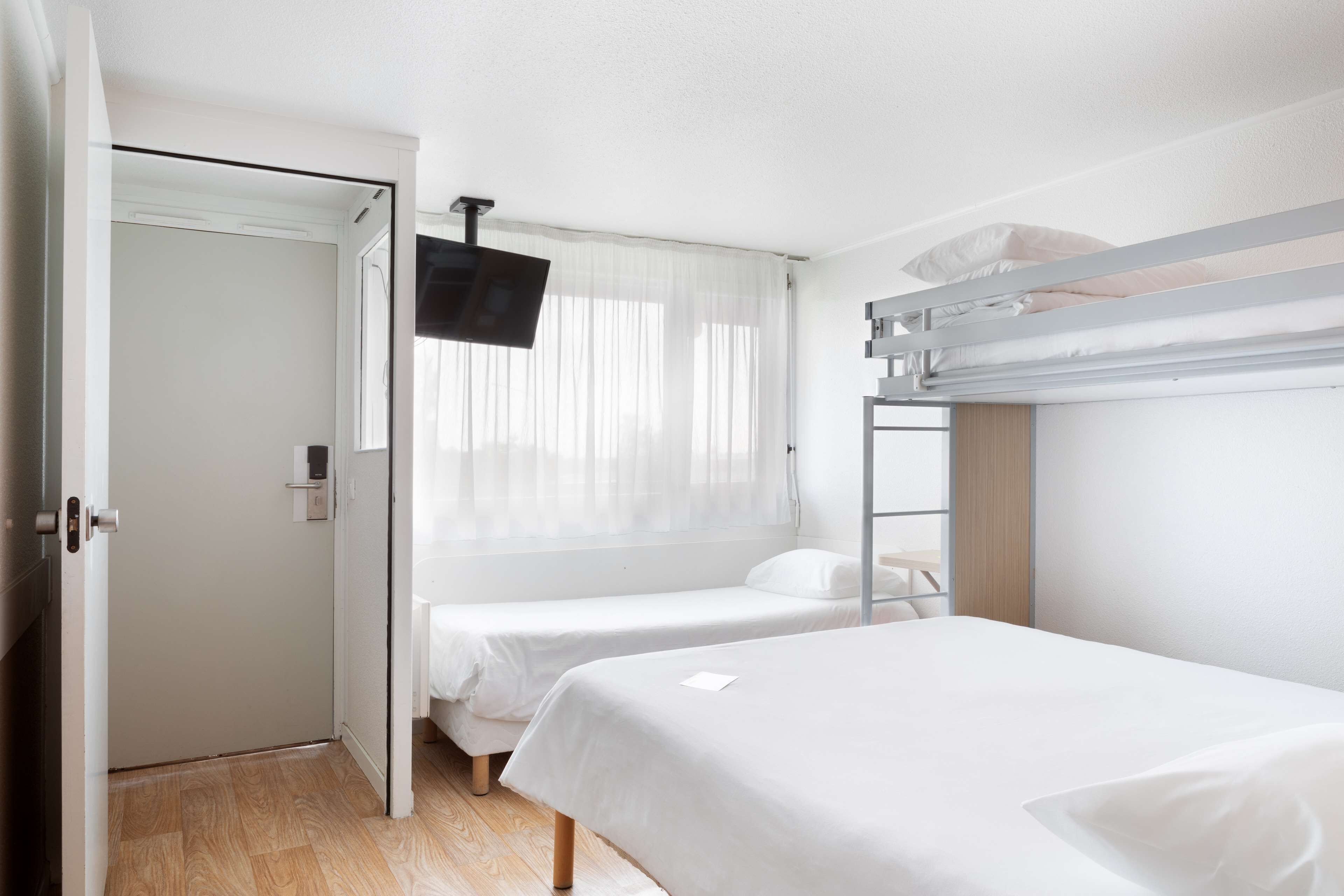 Photo - Premiere Classe Poitiers Futuroscope - Chasseneuil