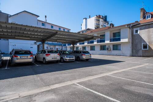 Parking gratuit