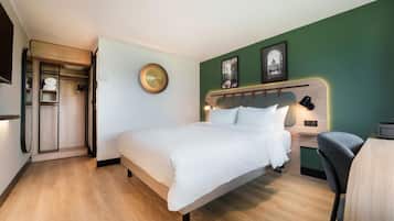 Habitación superior, 1 cama de matrimonio grande | Ropa de cama de alta calidad, tabla de planchar con plancha, wifi gratis