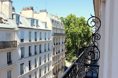Hotel du Chemin Vert Paris
