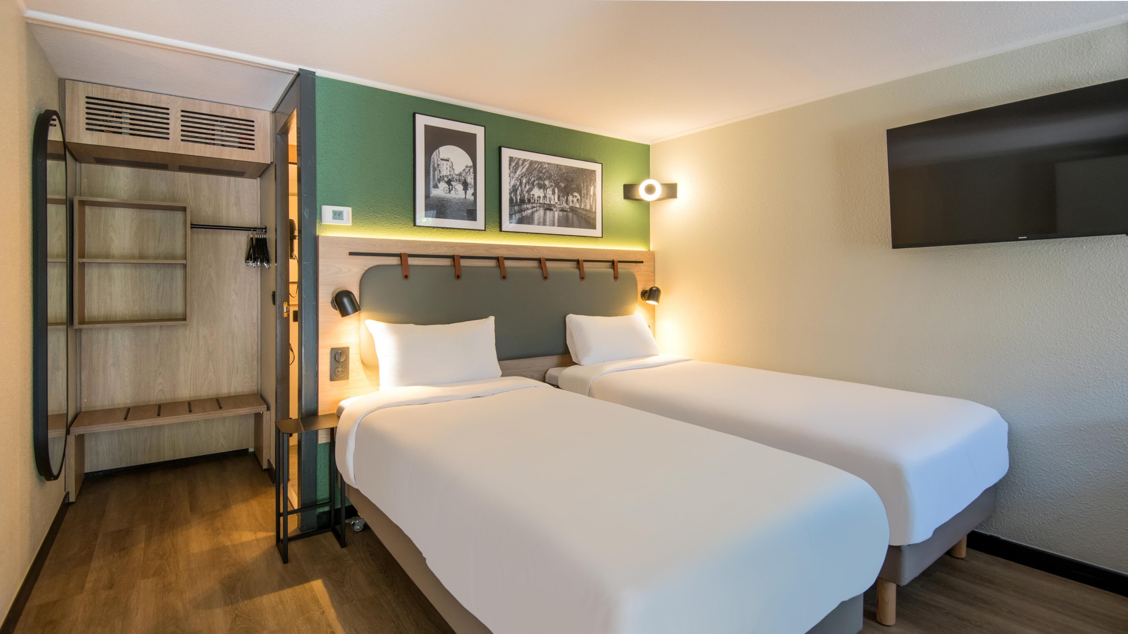 Habitación estándar, 2 camas individuales | Ropa de cama de alta calidad, escritorio, wifi gratis y ropa de cama 