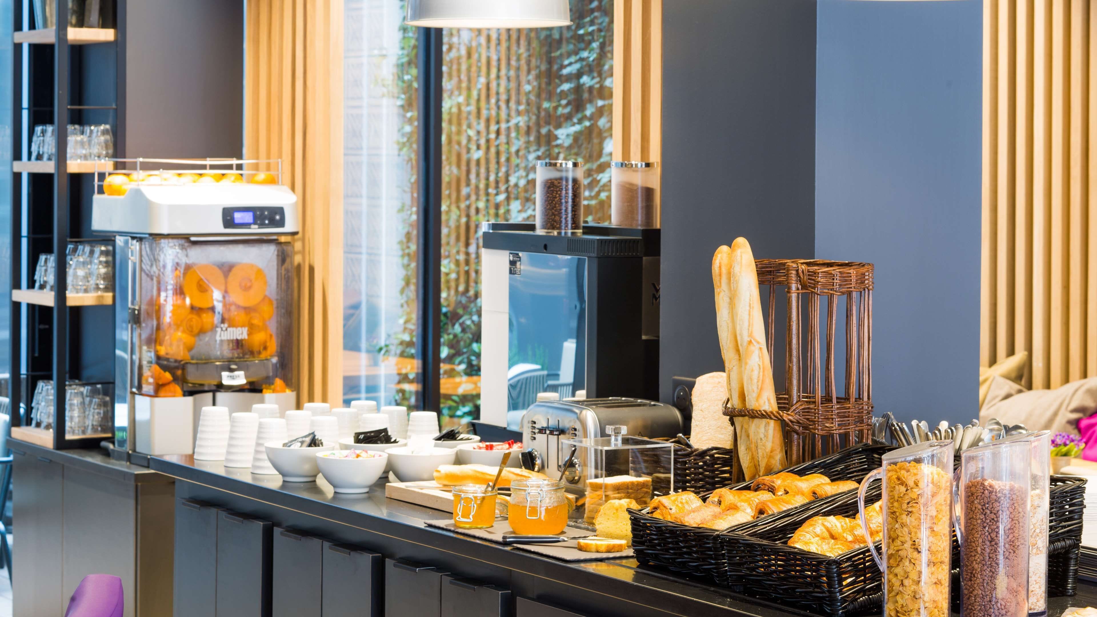 daily continental breakfast (eur 13.9 per person)