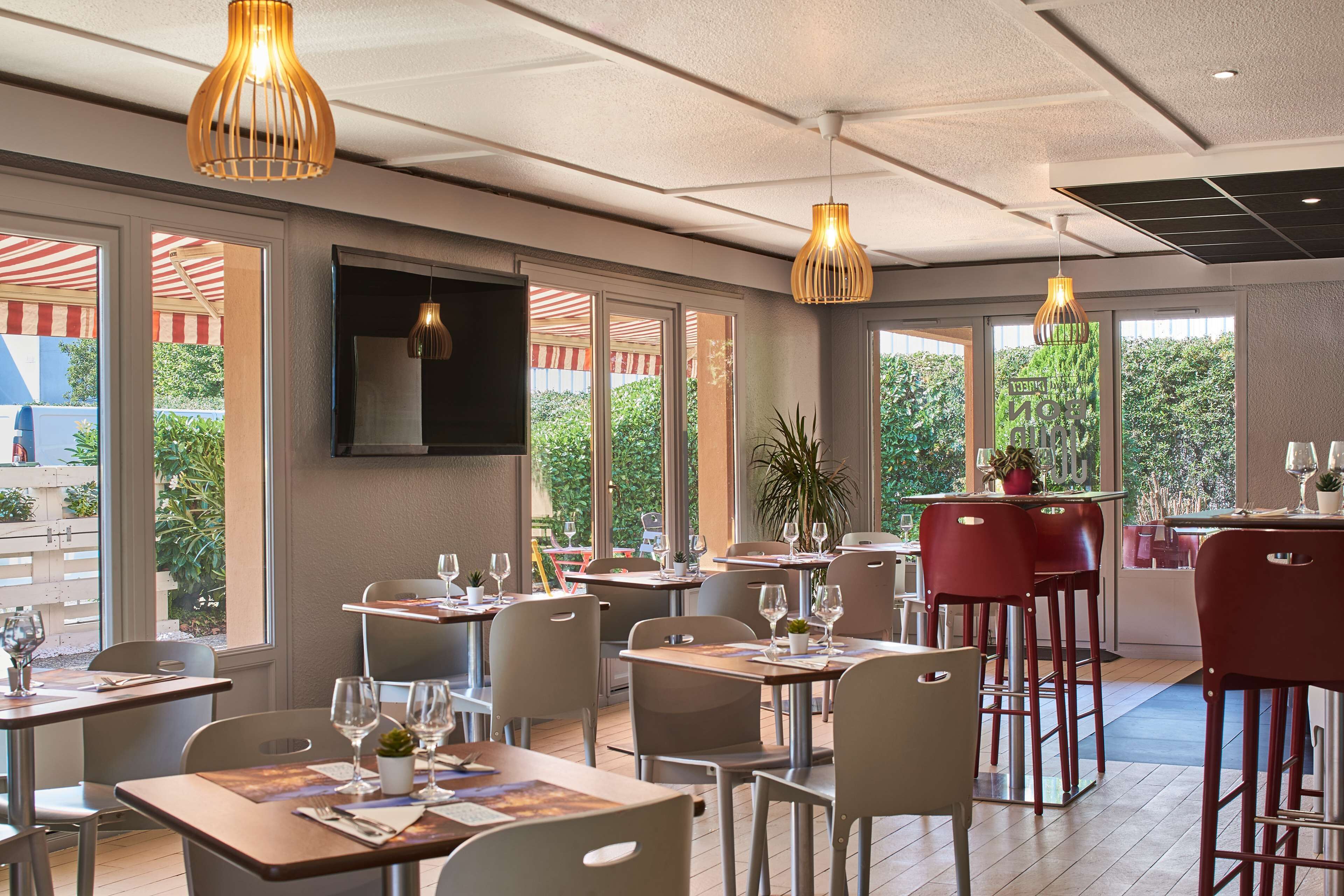 Photo - Kyriad Direct Strasbourg Ouest - Zénith