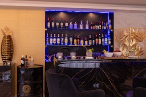 Bar (en el alojamiento)