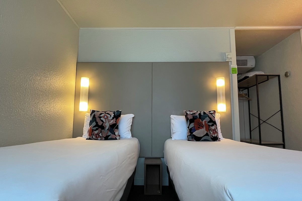 Children's theme room