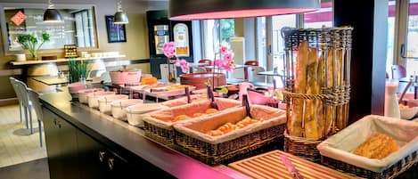 Daily buffet breakfast for a fee
