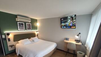 Chambre Standard, 1 lit double | Literie de qualité supérieure, bureau, rideaux occultants