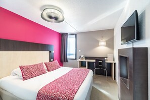 Double Room | Desk, soundproofing, free WiFi, bed sheets - KYRIAD ROUEN NORD - Mont-Saint-Aignan (Mont-Saint-Aignan)